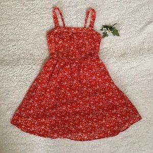 Adorable floral sundress!